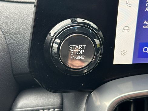 Used 2025 Lexus LX 600 4WD w/ Appearance Package image 29