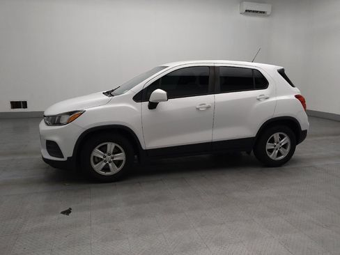 Used 2020 Chevrolet Trax LS w/ Tint and Cruise Package image 2