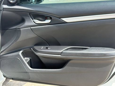 Used 2019 Honda Civic Sport image 16