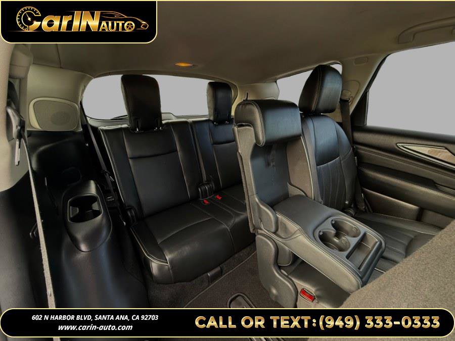 Used 2020 INFINITI QX60 Luxe w/ Essential Package FWD image 24