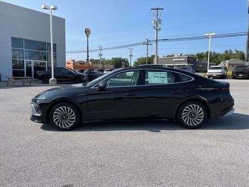 Used 2024 Hyundai Sonata Limited image 4