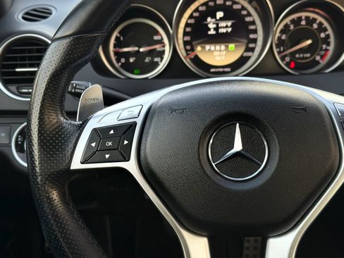 Used 2012 Mercedes-Benz C 63 AMG Sedan image 33