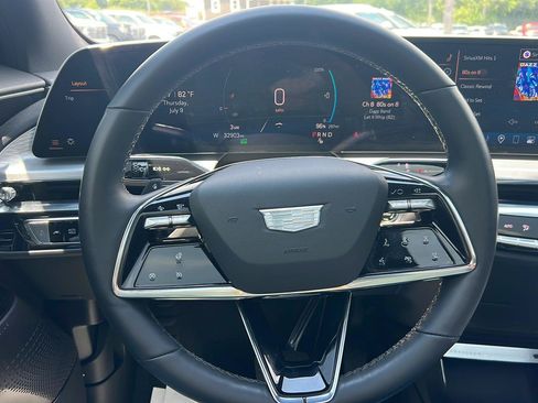 Used 2024 Cadillac Lyriq Sport AWD/4WD image 15