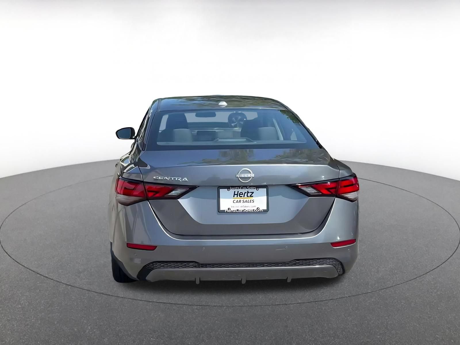 Used 2025 Nissan Sentra SV FWD image 9