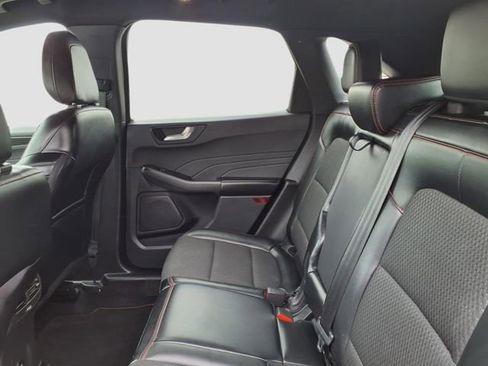 Used 2023 Ford Escape ST-Line image 9