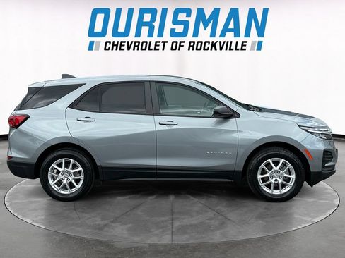 Used 2023 Chevrolet Equinox LS w/ LS Convenience Package AWD/4WD image 7