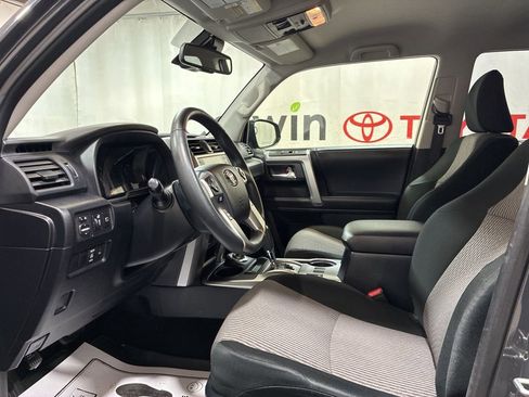 Used 2024 Toyota 4Runner SR5 AWD/4WD image 24