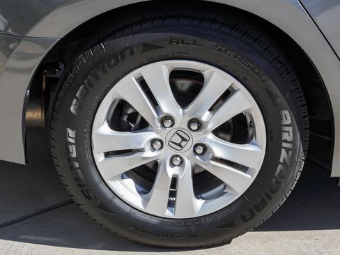 Used 2010 Honda Accord LX-P image 11