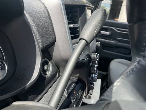 Used 2024 RAM 3500 Big Horn AWD/4WD image 25