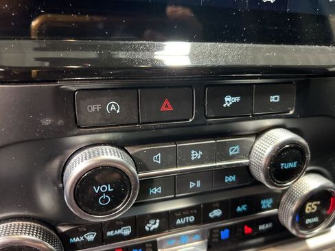 Used 2024 Ford Expedition Max Limited image 38