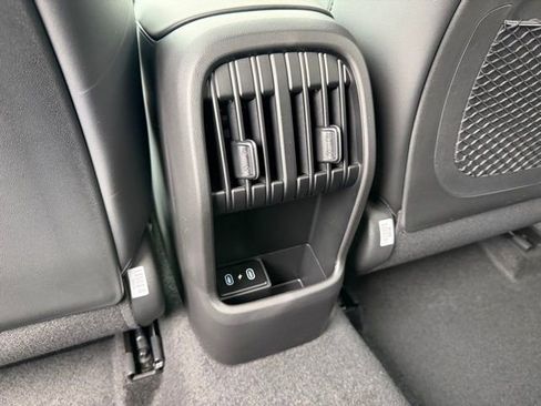 New 2026 Hyundai Kona SEL Premium image 35