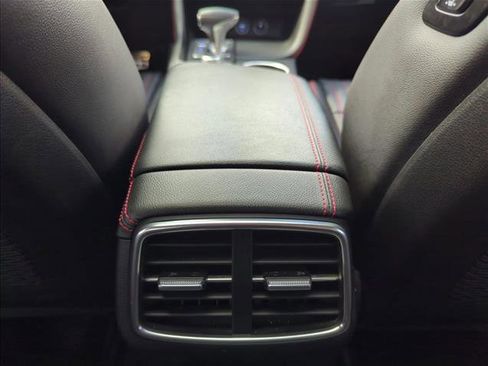 Used 2024 Genesis G70 2.5T w/ Sport Prestige Package image 19