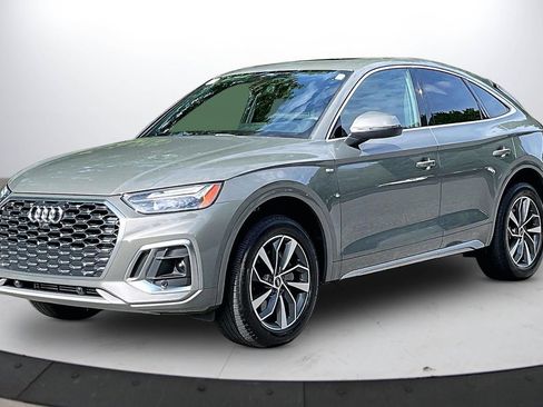 Used 2023 Audi Q5 2.0T Premium Plus w/ Premium Plus Package AWD/4WD image 4