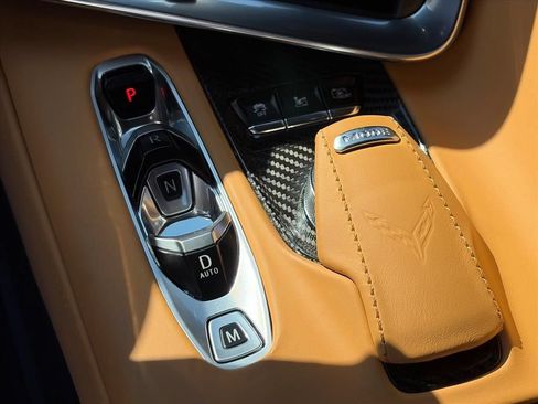 Used 2022 Chevrolet Corvette Stingray Premium Conv w/ Z51 Performance Package RWD image 12