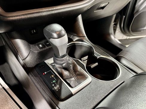 Used 2015 Toyota Highlander Plus image 27