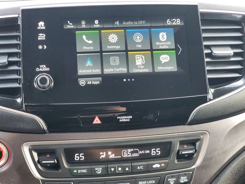 Used 2020 Honda Pilot EX image 15