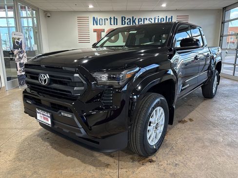 New 2026 Toyota Tacoma SR5 image 6