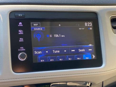 Used 2019 Honda HR-V Touring image 23