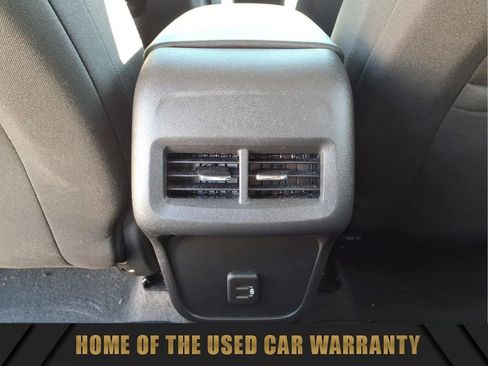 Used 2023 Chevrolet Equinox LT AWD/4WD image 30
