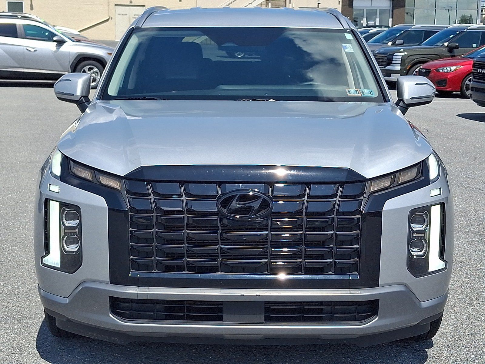 Used 2024 Hyundai Palisade SEL AWD/4WD image 2