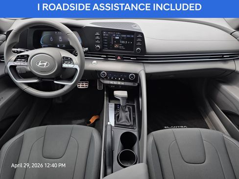 Certified 2025 Hyundai Elantra Sport FWD image 11