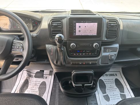 Used 2025 RAM ProMaster 2500 w/ Convenience Group FWD image 26