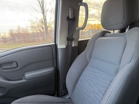 Used 2022 Nissan Frontier S w/ Technology Package image 26