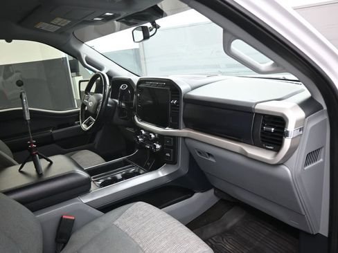 Used 2021 Ford F150 XLT w/ Equipment Group 302A High AWD/4WD image 3