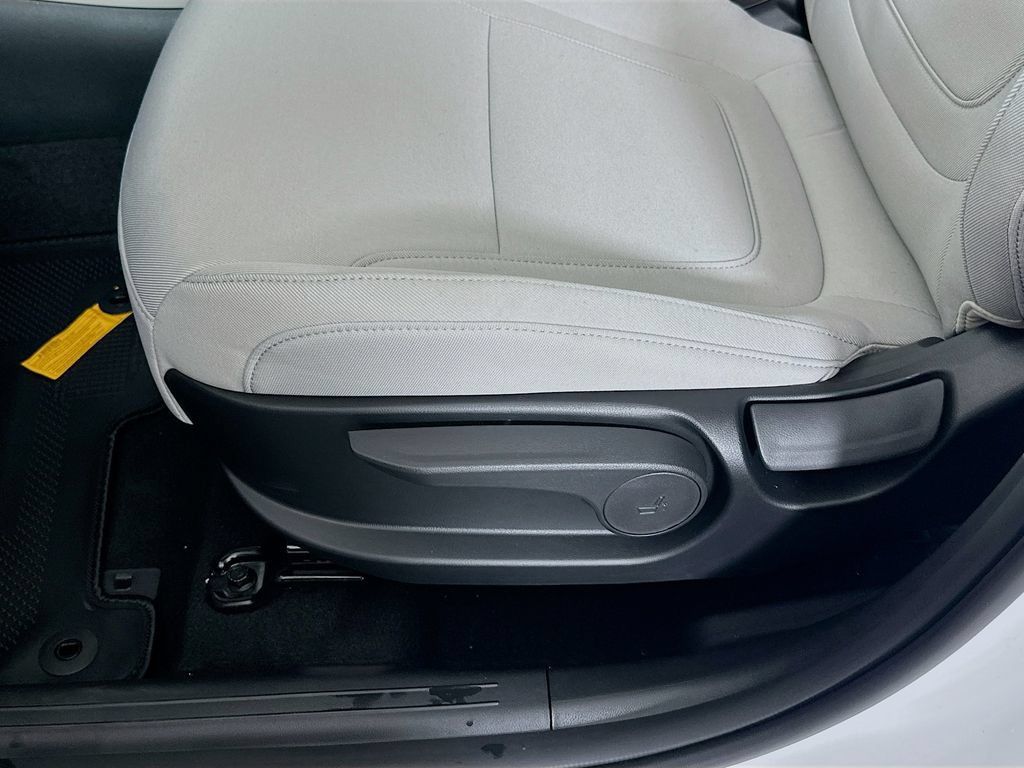 New 2026 Hyundai Tucson SE FWD image 19