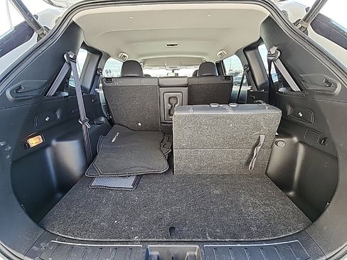 Used 2024 Mitsubishi Outlander SE image 7