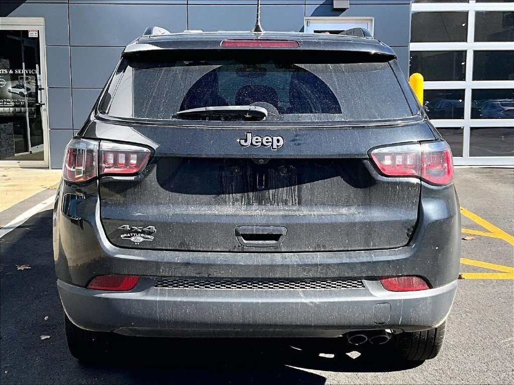 Used 2021 Jeep Compass Latitude AWD/4WD image 5
