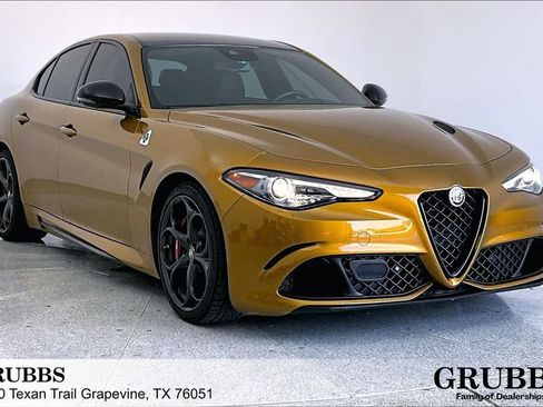 Used 2023 Alfa Romeo Giulia Quadrifoglio RWD image 1
