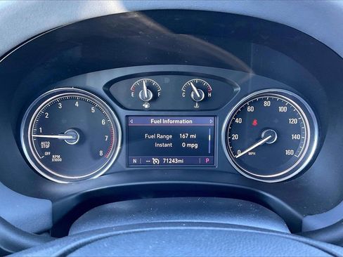 Used 2020 Buick Enclave Essence image 12