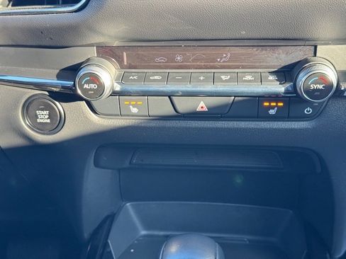 Used 2024 MAZDA CX-30 AWD 2.5 S w/ Preferred Package image 22