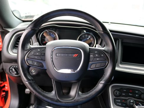 Used 2020 Dodge Challenger R/T image 21