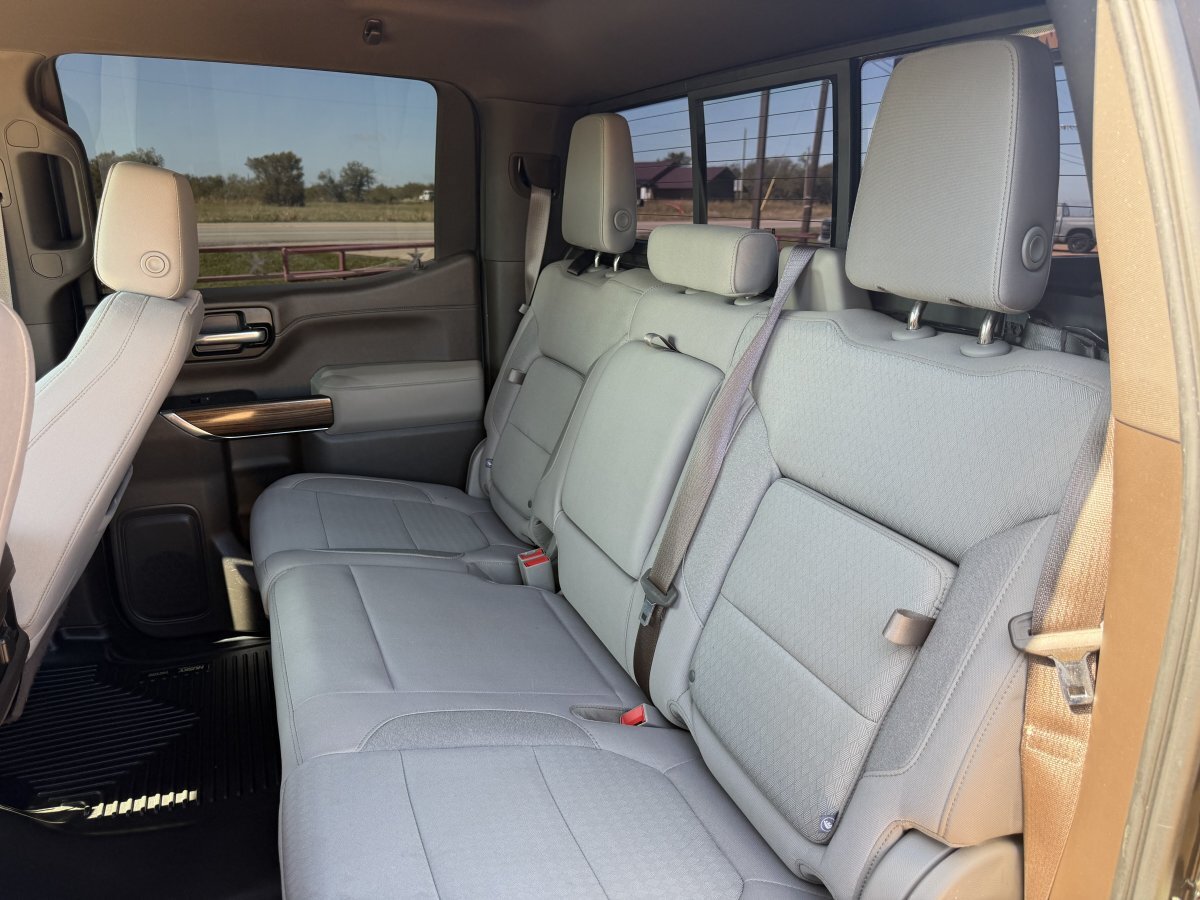 Used 2020 Chevrolet Silverado 1500 RST w/ Texas Edition AWD/4WD image 21