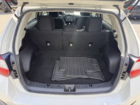 Used 2017 Subaru Crosstrek 2.0i AWD/4WD image 12