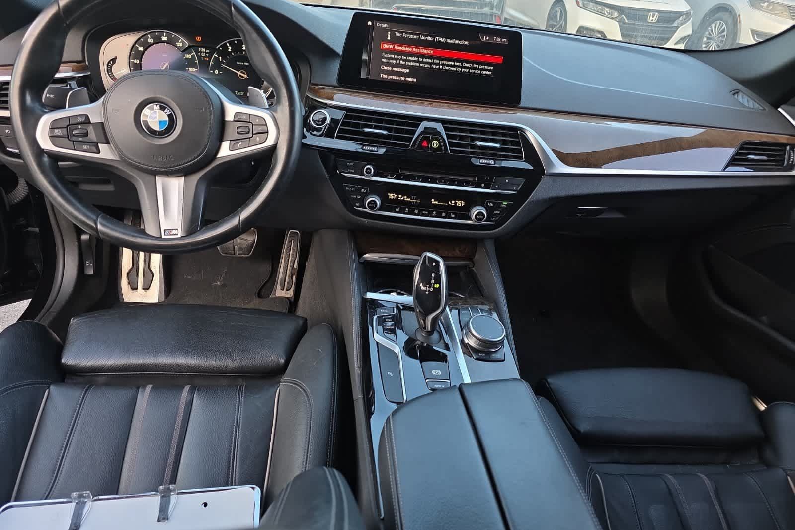 Used 2019 BMW 540i w/ M Sport Package RWD image 4