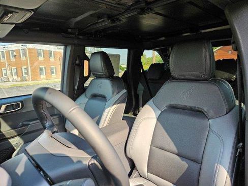 New 2024 Ford Bronco Black Diamond image 14