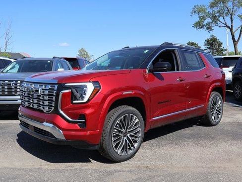 New 2026 GMC Terrain Denali w/ LPO, Black Badging Package AWD/4WD image 3