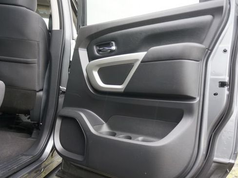 Certified 2024 Nissan Titan SV w/ SV Convenience Package AWD/4WD image 40