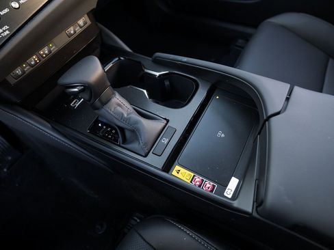 New 2025 Lexus ES 350 w/ Premium Package image 17