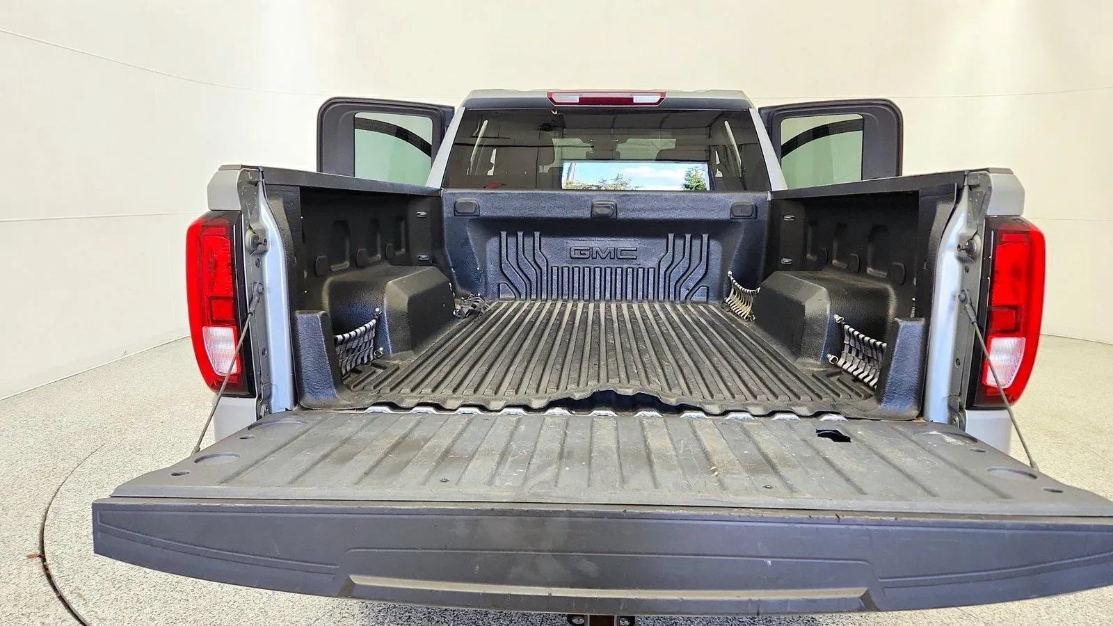 Used 2023 GMC Sierra 1500 Elevation AWD/4WD image 46