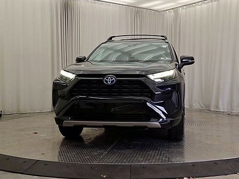Certified 2024 Toyota RAV4 SE w/ Convenience Package AWD/4WD image 4