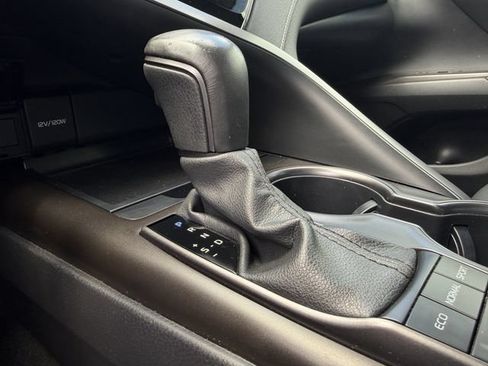 Certified 2023 Toyota Camry SE FWD image 19