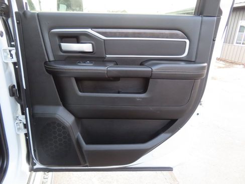 Used 2024 RAM 2500 Big Horn image 47