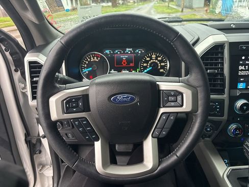 Used 2018 Ford F150 Lariat w/ Equipment Group 502A Luxury image 13