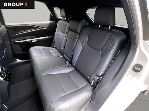 Used 2024 Lexus RX 350 FWD w/ Technology Package image 18