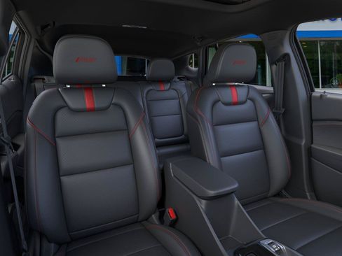 New 2026 Chevrolet Trax RS w/ Sunroof Package FWD image 16