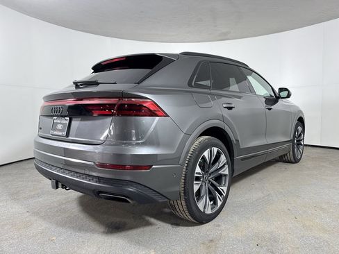 Used 2024 Audi Q8 Premium Plus w/ Premium Plus Package image 7